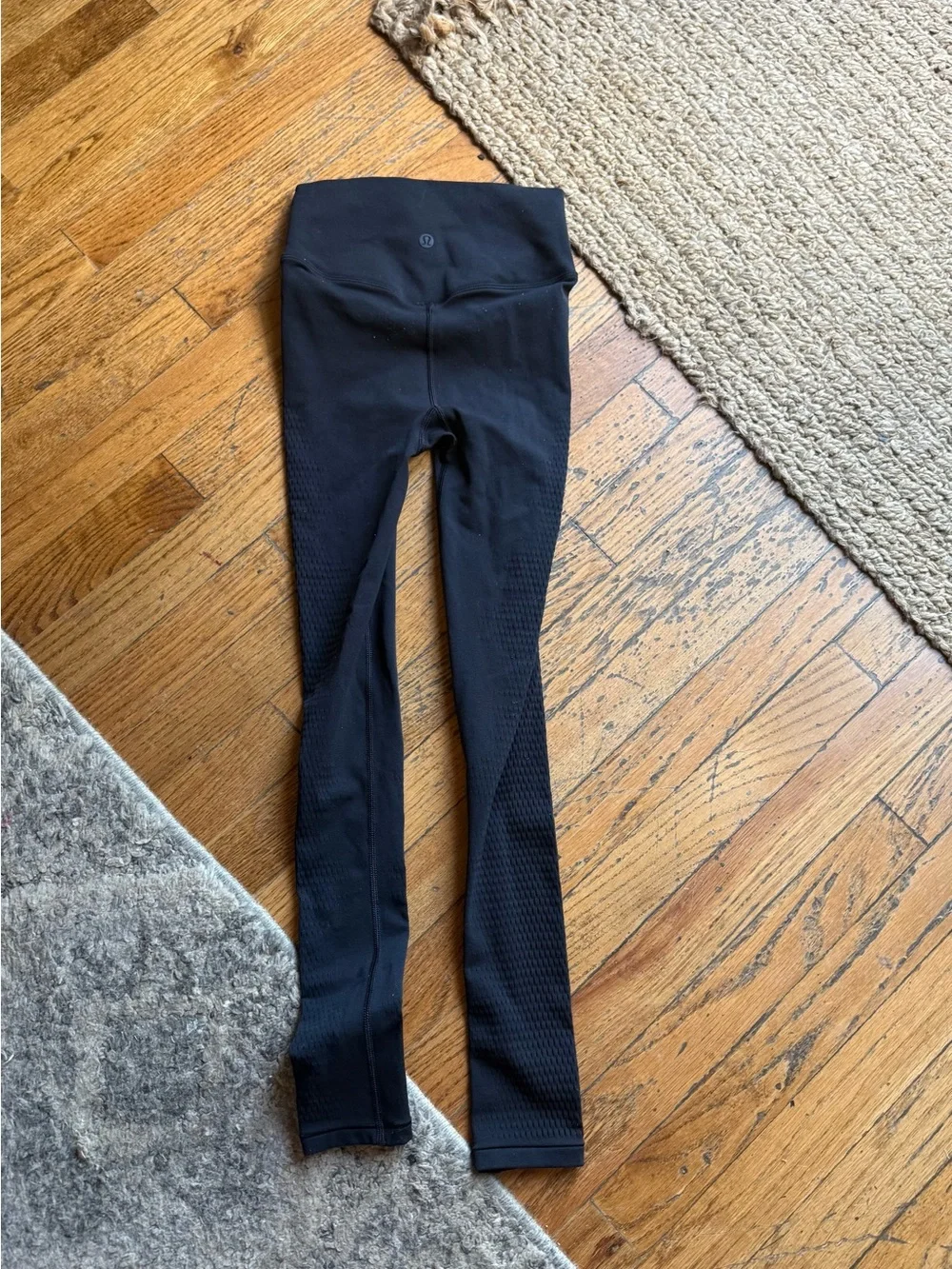 Lululemon Women’s  Black High-Waist Seamless Active Leggings Sz: 2